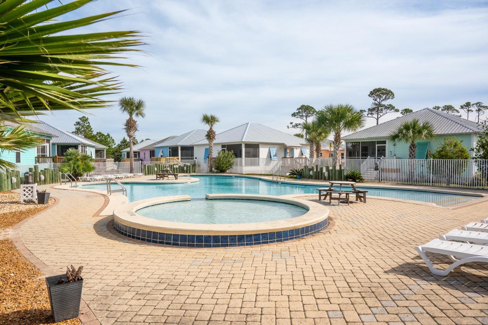 Cottage Beach House Steps From Beach 3 Bedroom 2 Bath Gulf Shores Exteriör bild