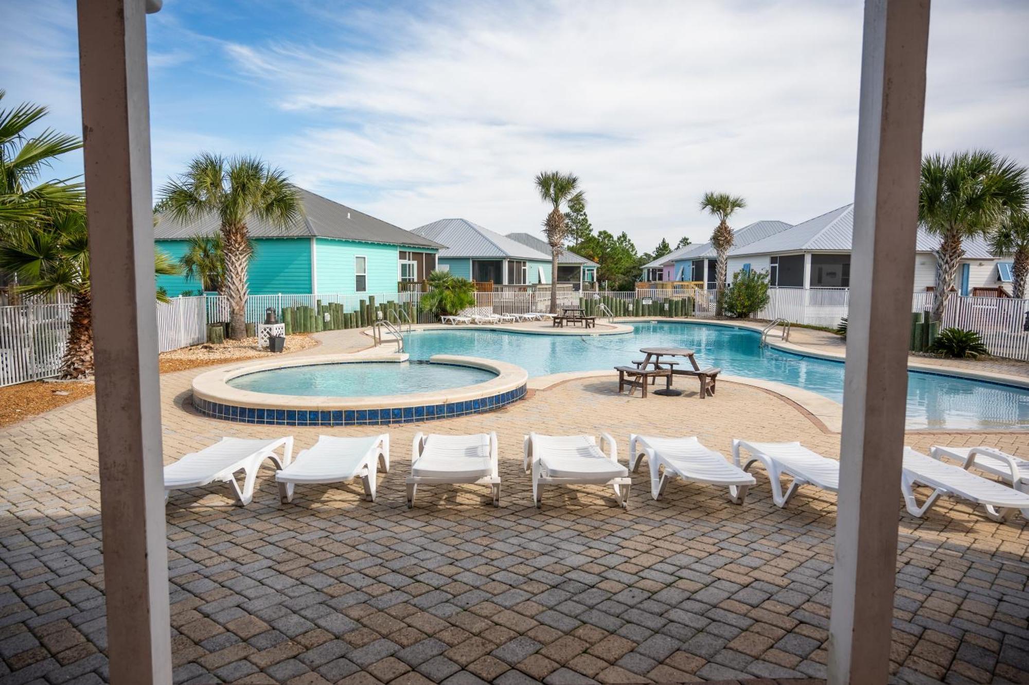 Cottage Beach House Steps From Beach 3 Bedroom 2 Bath Gulf Shores Exteriör bild